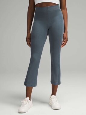 Lululemon Ribbed Softstreme Zip-Leg High-Rise Cropped size 2